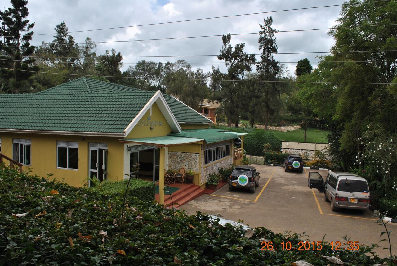 Little Woods Inn Mbarara Exterior photo